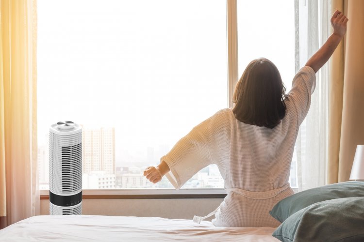 7 benefits of sleeping with the fan on